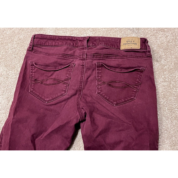 Abercrombie & Fitch Red Jeans Women's Size 0 - Picture 2 of 4